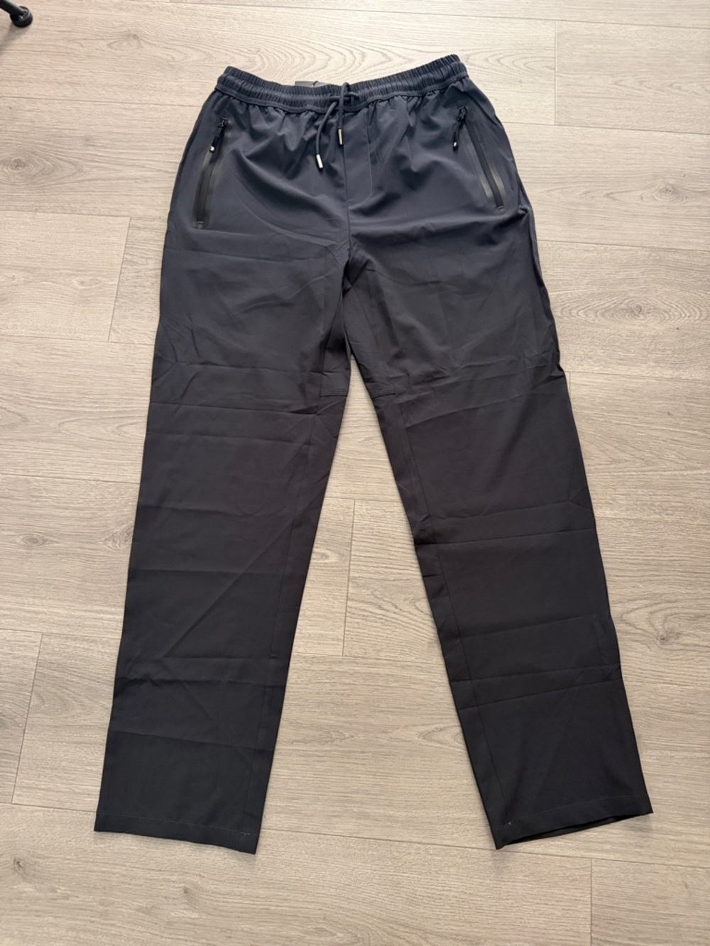 Men's Dark Gray Performance Joggers with Zipper Pockets